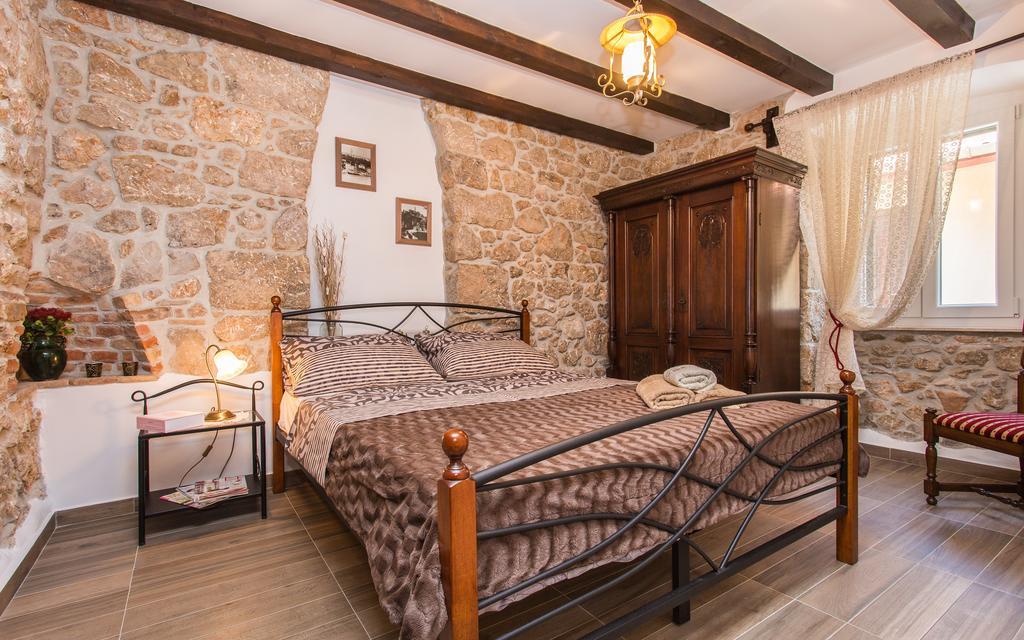 Apartman Bonaca Vrbnik Zewnętrze zdjęcie
