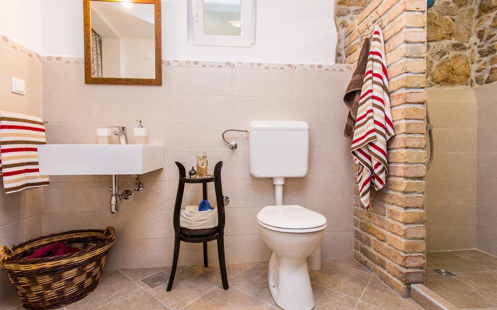 Apartman Bonaca Vrbnik Zewnętrze zdjęcie