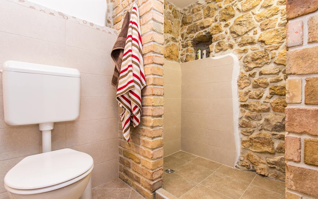 Apartman Bonaca Vrbnik Zewnętrze zdjęcie