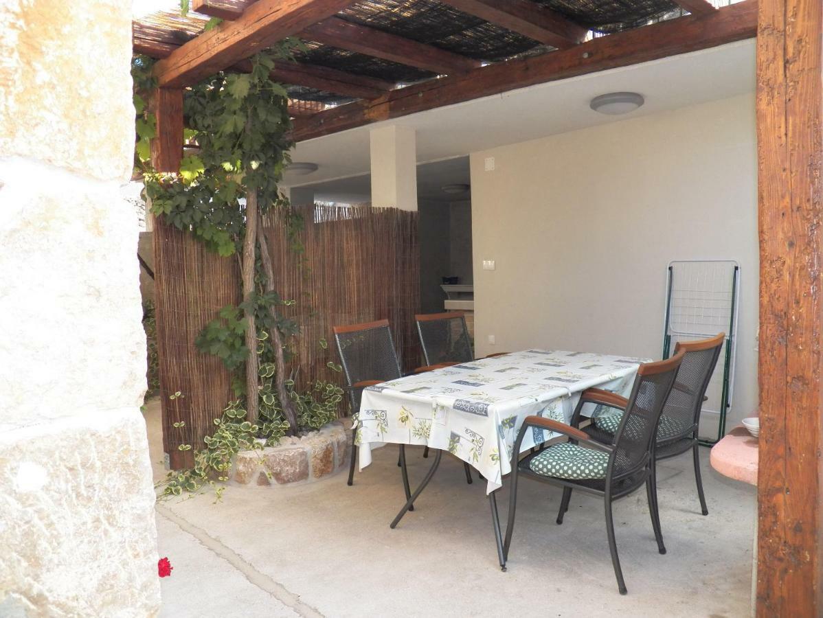 Apartman Bonaca Vrbnik Zewnętrze zdjęcie
